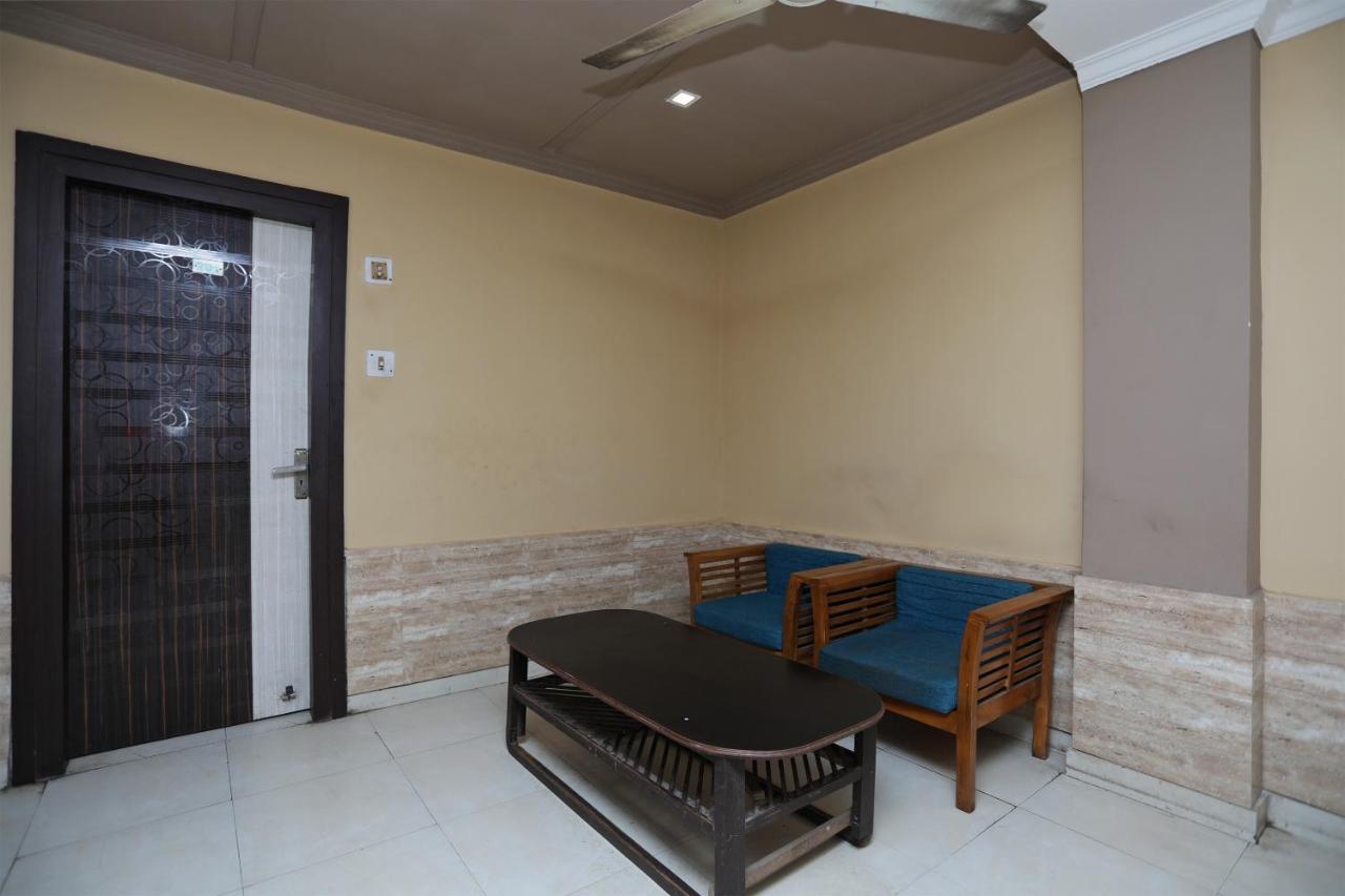 בובנשוואר Oyo 4065 Hotel Richi מראה חיצוני תמונה